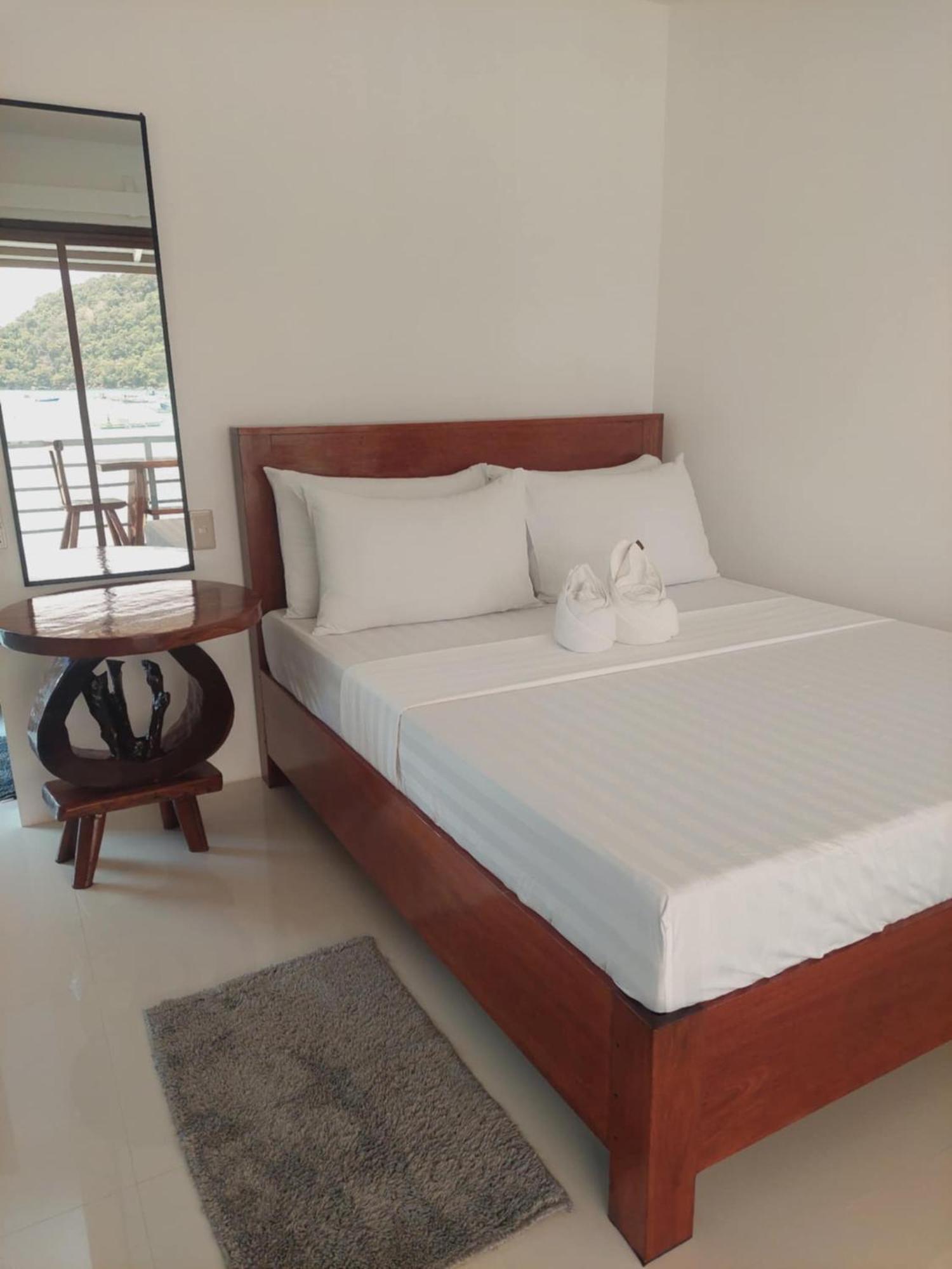 Chislyk Inn El Nido Exterior foto